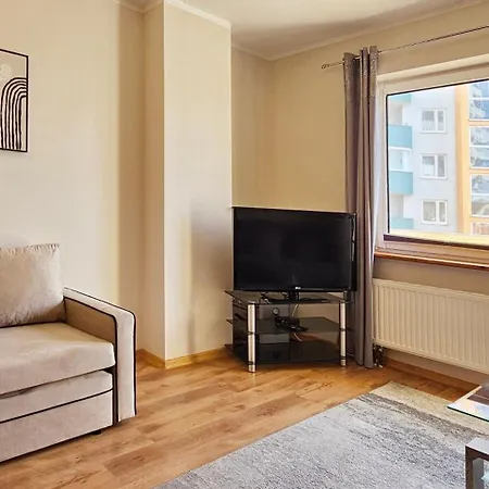 Holidayhomepl Statek 210 Z Sypialnia I Dwoma Balkonami 100m Od Plazy Appartement